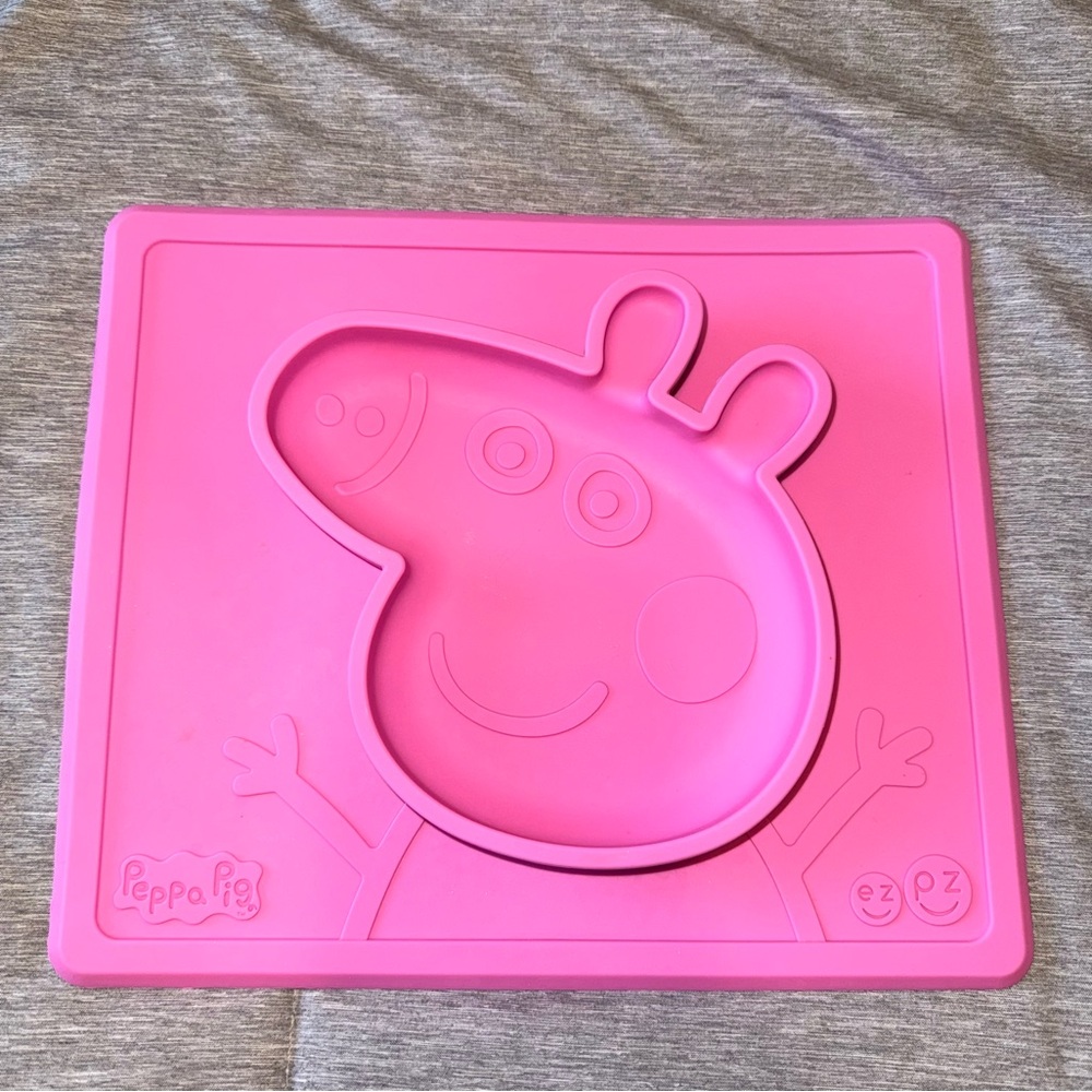Peppa Pig silicone tray - BPA Free - microwave safe
